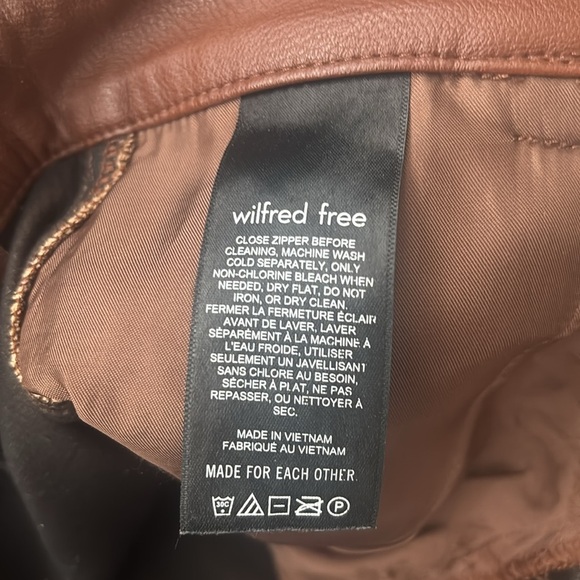 Wilfred Free | Aritzia brown faux leather straight leg pants size 2 - Picture 9 of 12